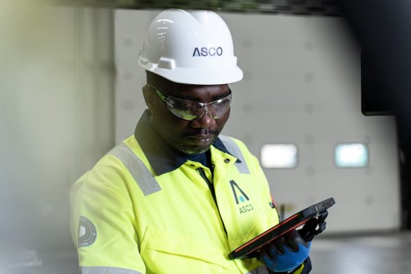 Warehousing - Worker in Warehouse