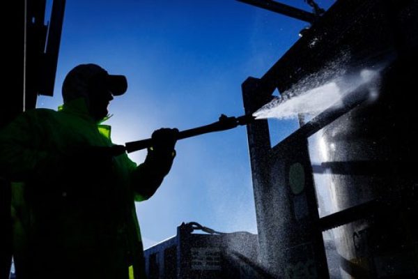 Industrial Cleaning Hero 2