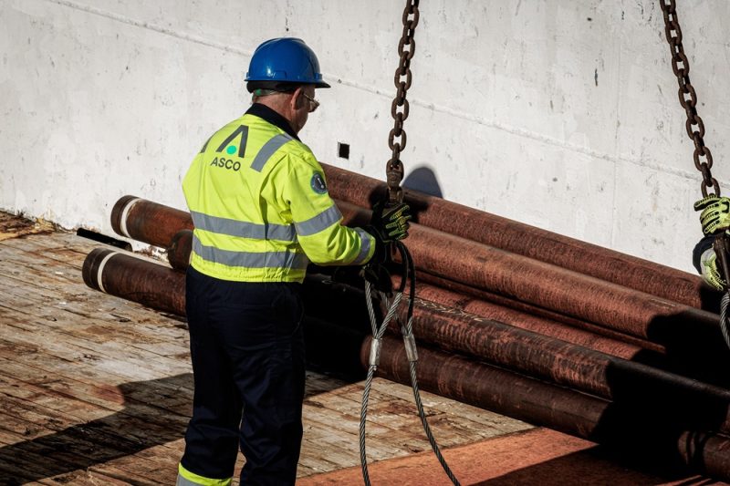 Vessel Worker